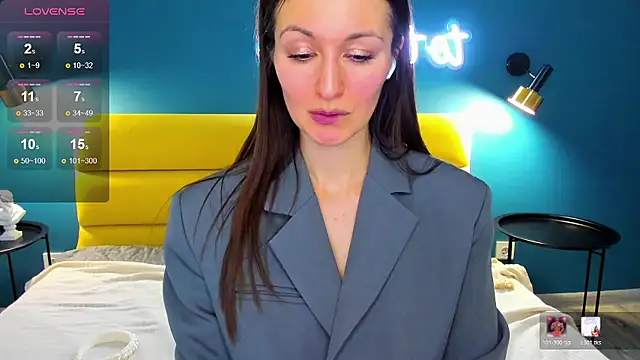 Joan Nelson online show from 01.18.26