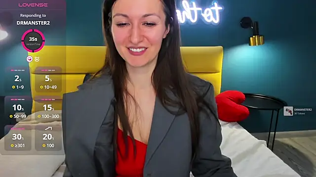 Joan Nelson online show from 04.12.26