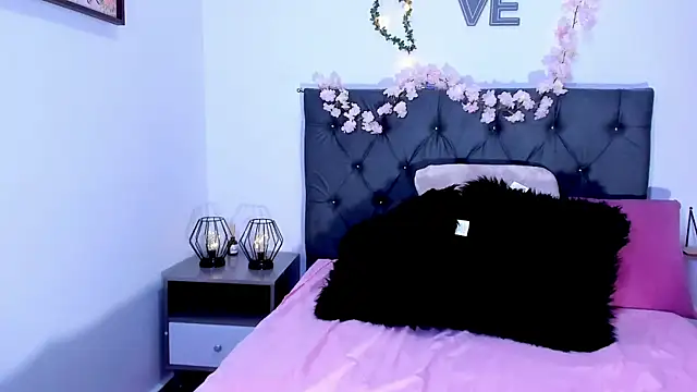 Snapshot of SagiraBelle chatting on 01.09.26 SagiraBelle online show from 01.09.26