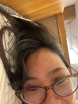 Snapshot of bunny_b4nny chatting on 11.07.25 bunny b4nny online show from 11.07.25