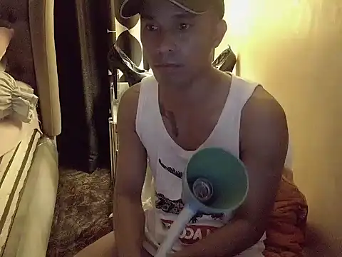 AsianHorseCockOwen online show from 11.15.25