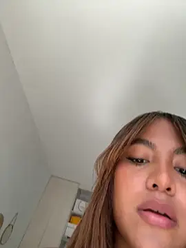 MegannHills online show from 09.14.25