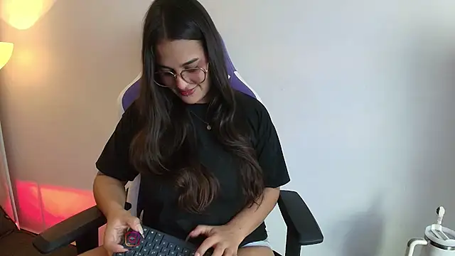 Snapshot of Abby_Raschell chatting on 02.18.26 Abby Raschell online show from 02.18.26