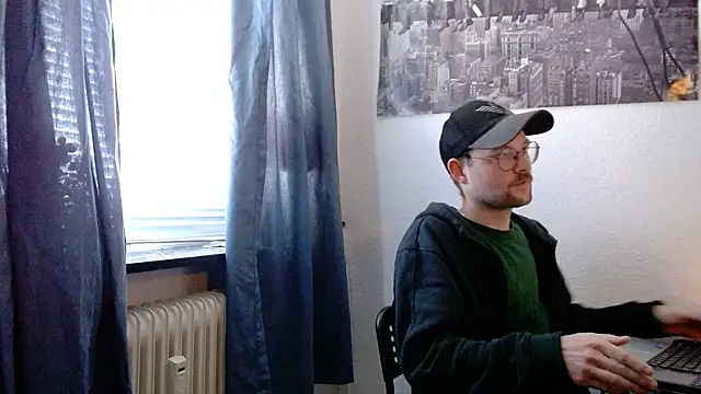 Snapshot of ChefDeLust chatting on 10.19.25 ChefDeLust online show from 10.19.25