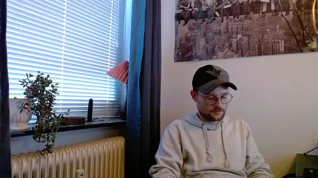 Snapshot of ChefDeLust chatting on 10.21.25 ChefDeLust online show from 10.21.25