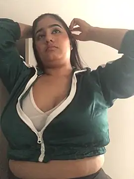 Miia Parker online show from 11.03.25