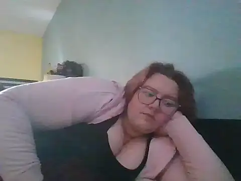 Snapshot of XEmoxkittyx chatting on 07.14.26 XEmoxkittyx online show from 07.14.26