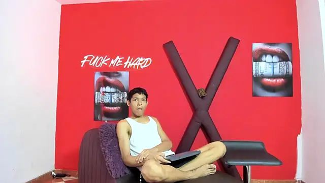 BEAUTY BOYS1 online show from 03.05.26