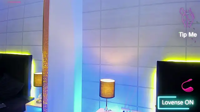 Snapshot of fieryluciana chatting on 09.18.25 fieryluciana online show from 09.18.25