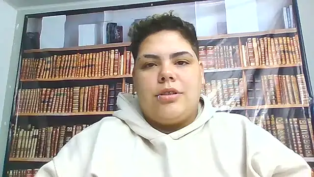 Hailey Curvy online show from 12.03.25