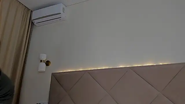 Touch me online show from 03.16.25