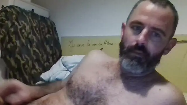 whatYwantMorrre online show from 10.03.25