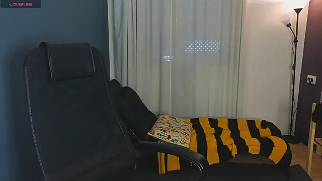 Snapshot of laracroftmansion chatting on 06.22.26 laracroftmansion online show from 06.22.26