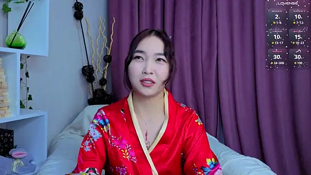 Snapshot of ColettaMejias chatting on 11.15.25 ColettaMejias online show from 11.15.25