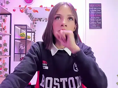 Tammy Thompson  online show from 11.06.25