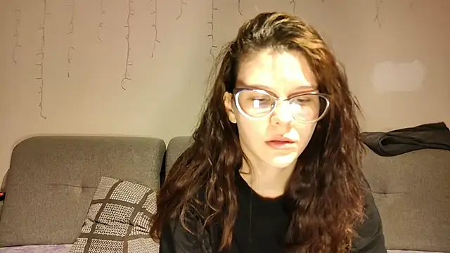 Snapshot of LaVostraDorothy chatting on 05.08.26 LaVostraDorothy online show from 05.08.26