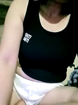 Surrilove online show from 12.05.25