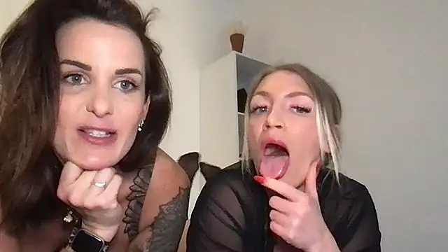 Snapshot of AmyStone__ chatting on 03.04.26 AmyStone online show from 03.04.26