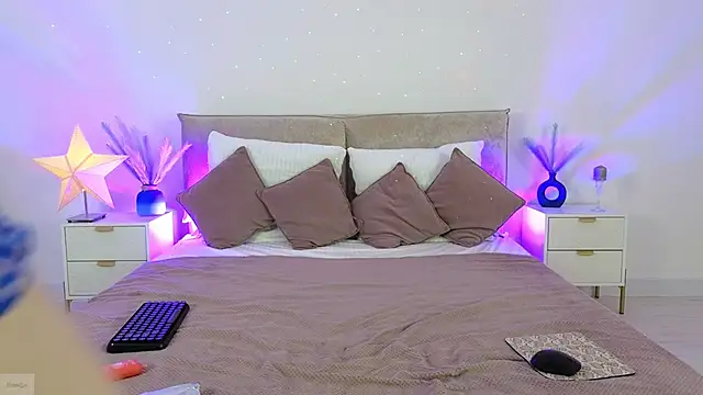 Jules night online show from 11.19.25