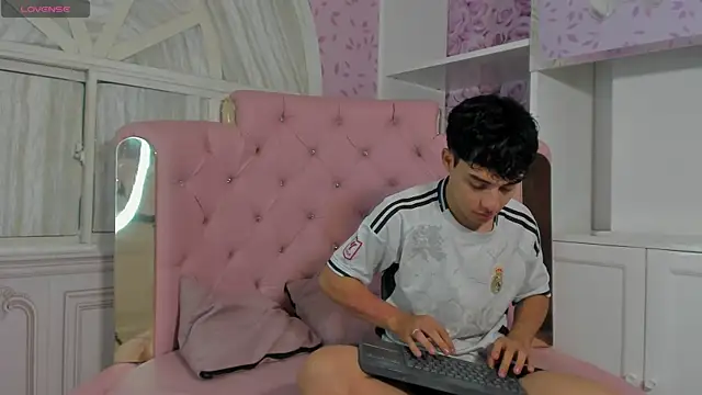 Dani rivass online show from 11.11.25