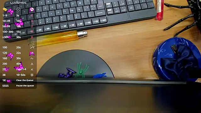 venus cortez online show from 10.21.25