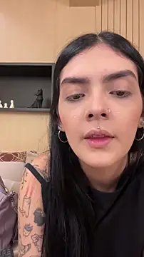 Snapshot of AliceRitter chatting on 04.26.26 AliceRitter online show from 04.26.26