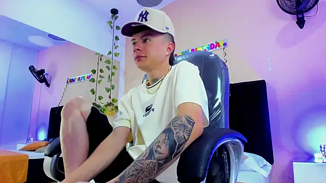 Nascary Fox online show from 11.26.25