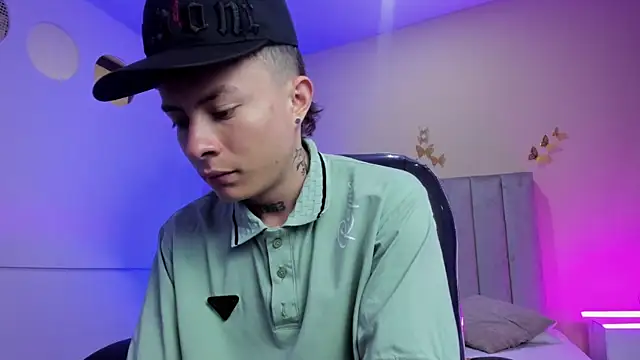 Nascary Fox online show from 04.08.26