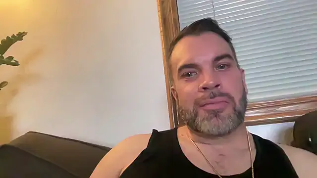 Snapshot of Ty_lerDavid chatting on 02.25.26 Ty lerDavid online show from 02.25.26