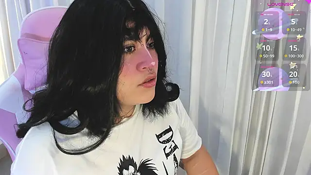 mia yeager online show from 11.21.25