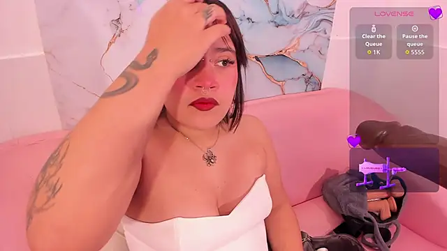 mia yeager online show from 12.19.25