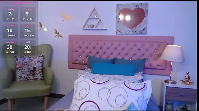 NicoletBlossom online show from 09.26.25