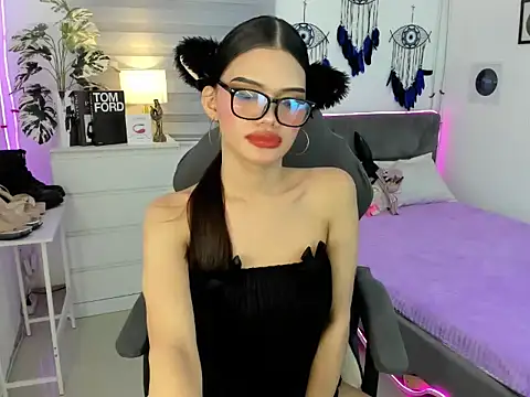 tstoni talks online show from 10.28.25