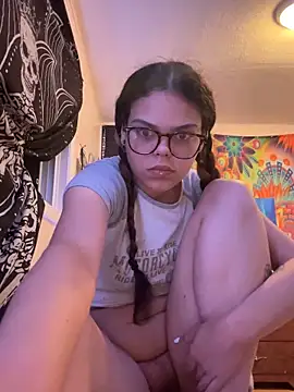 kykyloves online show from 09.15.25