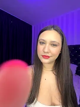 Snapshot of Amber_Lia chatting on 10.16.25 Amber Lia online show from 10.16.25