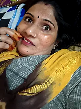 Snapshot of Rakhi99x chatting on 10.12.25 Rakhi99x online show from 10.12.25