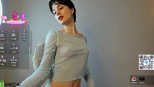 Adeline Perle online show from 09.19.25