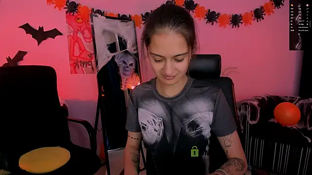 talia seduce online show from 10.28.25