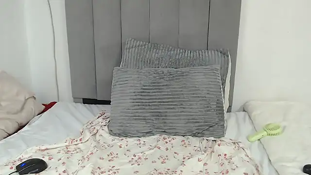 Sexy melanin17 online show from 10.16.25