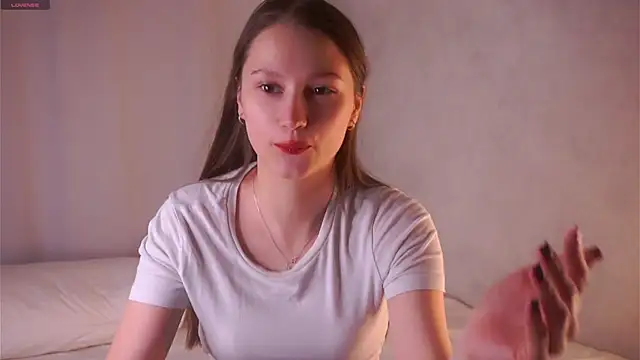 Snapshot of MelaniSeiver chatting on 02.13.26 MelaniSeiver online show from 02.13.26