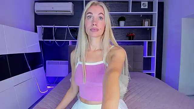 SabrinaSharm online show from 11.29.25