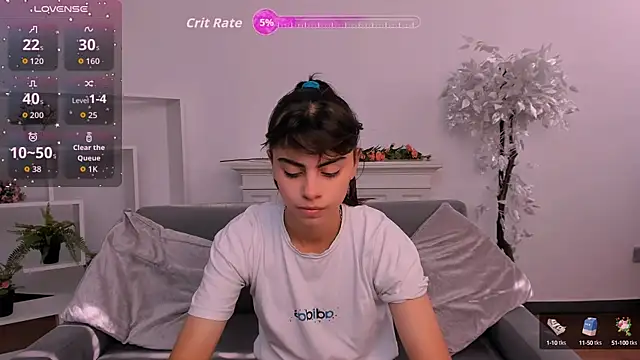 Snapshot of Cocoa_Sins chatting on 09.11.25 Cocoa Sins online show from 09.11.25