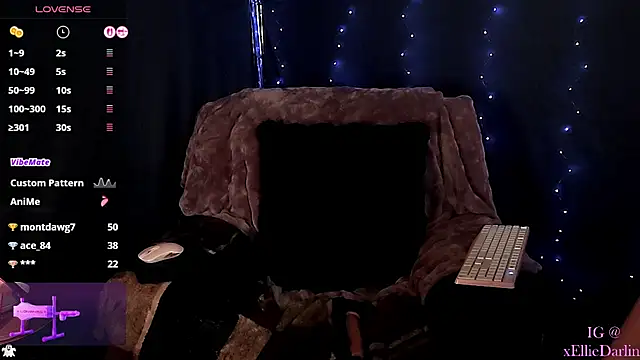 Snapshot of EllieDarlyn chatting on 02.20.26 EllieDarlyn online show from 02.20.26