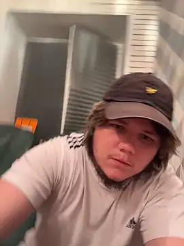 desiredude9 online show from 11.17.25