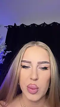 AubrieleRouj1 online show from 02.19.26