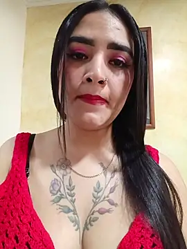 Snapshot of MAYE__13 chatting on 09.28.25 MAYE 13 online show from 09.28.25