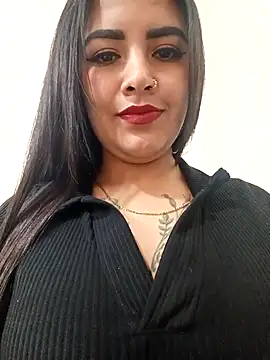 Snapshot of MAYE__13 chatting on 10.06.25 MAYE 13 online show from 10.06.25