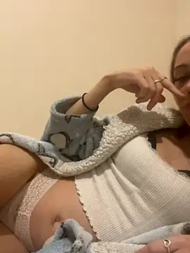 Angelloverxo online show from 12.04.25