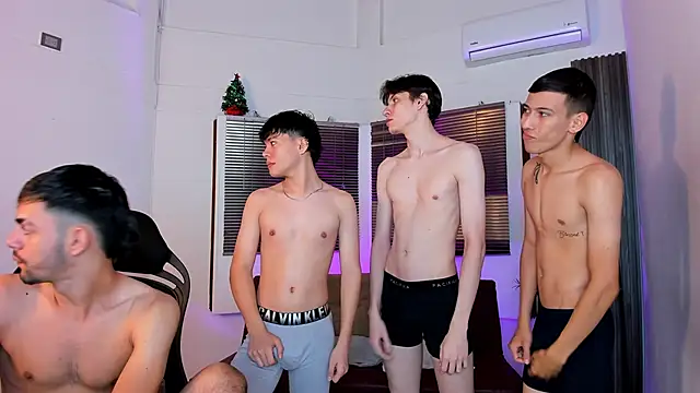 Snapshot of Horny_BoysW chatting on 12.20.25 Horny BoysW online show from 12.20.25