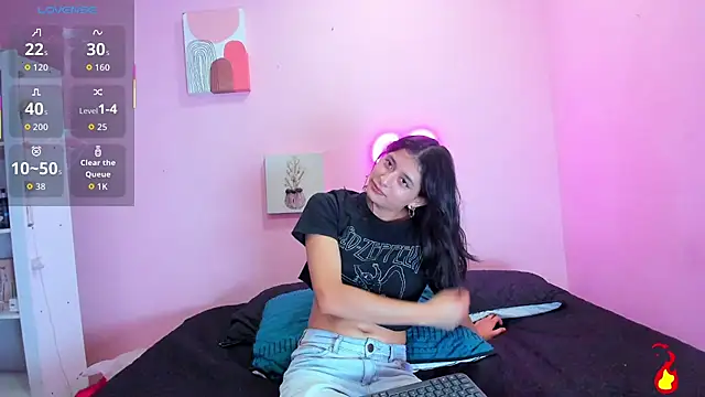 Georgina Ferri  online show from 10.15.25